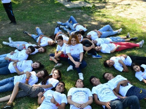 “Şagirdlərin yay düşərgəsi” layihəsi uğurla reallaşdırılır  