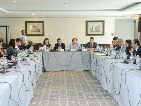 Azərbaycanda “bir pəncərə” sistemi kifayət qədər rəğbət və populyarlıq qazanıb  