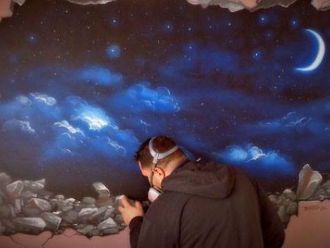 Küçələrin oxuduğu kitablar – Dünyada ilk- FOTOLAR