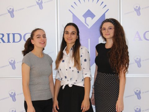 Azərbaycan Universitetinin məzunları “Oxbridge Academy”də işə başlayıblar  