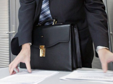 Kafedra müdiri və başqa elmi vəzifədə olan sabiq məmurlar - I Yazı