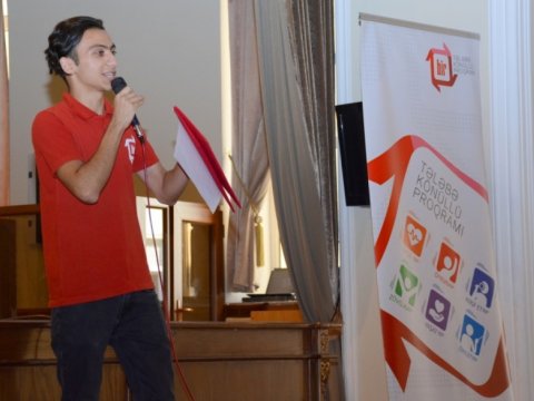 “Bir” Tələbə-Könüllü Proqramı bu dəfə UNEC-də təqdim olundu