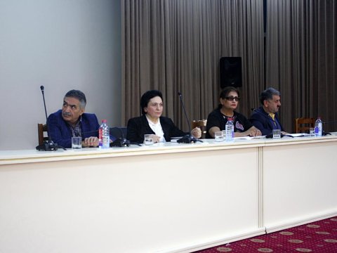 BSU rektoru birinci kurs tələbələri ilə görüşdü