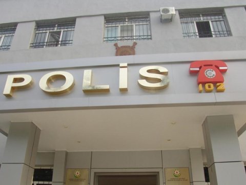 Azərbaycanda universitet müəllimi dələduzluq etdi