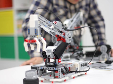 Sabah Azərbaycanda II Robot Olimpiadası keçiriləcək  