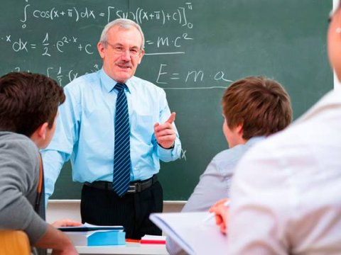 Yuxarı siniflərdəki çətin Riyaziyyat proqramları “aşağılarda”necə keçirilir? – Müəllimlərdən təsəlli və təkliflər