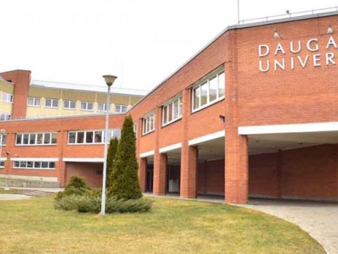 Latviya hökuməti pulsuz dil kursları təşkil edir  