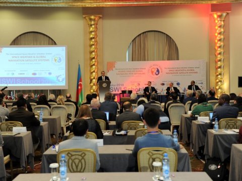 Bakıda kosmos üzrə beynəlxalq məktəb işinə başlayıb  