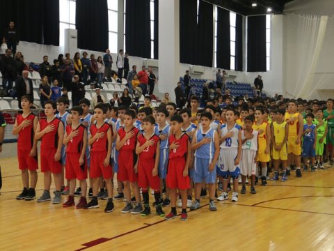 Basketbolçulardan ibarət komandalar arasında “Təhsil Liqaları”na start verilib