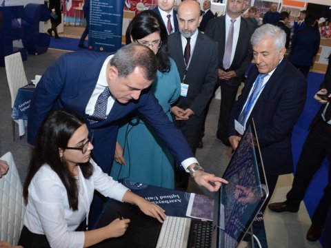 UNEC stendi qonaqların xüsusi marağına səbəb oldu