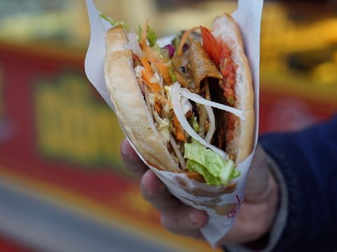 Sumqayıtda 4 tələbə dönərdən zəhərlənib