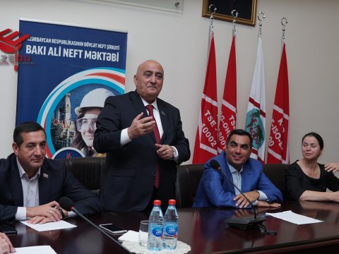 AzEdu.az-ın müsabiqəsində qalib gələn müəllimlər Ali Neft Məktəbində mükafatlandırıldılar -FOTOLAR