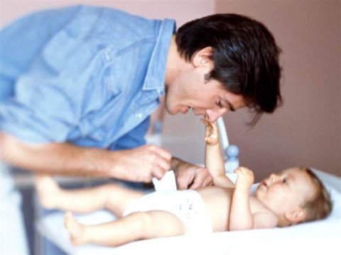 Azərbaycanda kişi müəllimlər də atalıq məzuniyyəti götürə bilər – Müddət və şərtlər