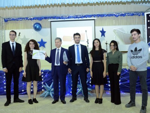 BANM-ın rektoru və tələbələri təltif olundular