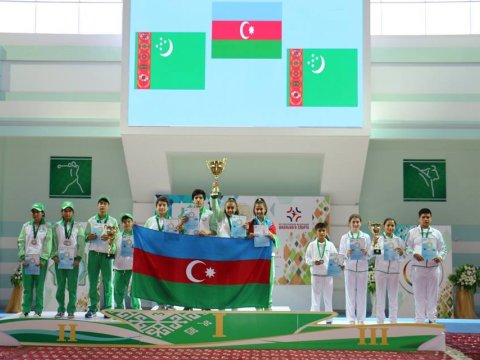 Paytaxt məktəbliləri daha bir uğur qazandılar