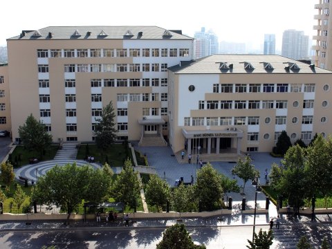 Bu universitet  “qəribə qadağa”sına aydınlıq gətirdi – “Tamamilə yanlışdı, tam sərbəstdirlər”