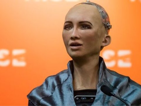 Məşhur “Sofiya” robotu haqqında bilmədiklərimiz - O, insanları hansı cavabı ilə qorxudub?