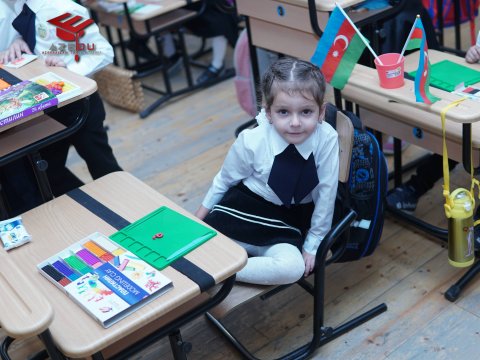 Ölkədə ən qeyri-adi dərslər bu siniflərdə keçirilir, müəllimlər bu cür 