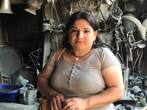 “Bu universitetlərin yaranmasına nə gərək var idi?!” – Jurnalistlərin tənqid etdiyi ali məktəblər