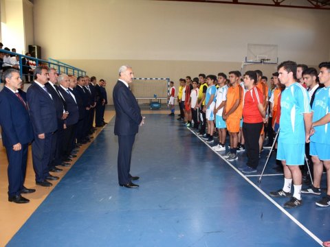 Naxçıvan Dövlət Universitetində voleybol turniri keçirilir