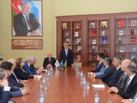 UNEC məzunları işlə təmin olunacaqlar