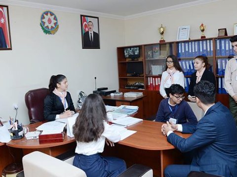 Şagirdin direktor olduğu məktəbdən VİDEOREPORTAJ