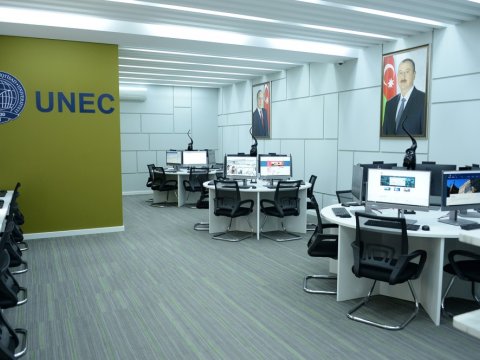 UNEC-də “24/7 kitabxana” fəaliyyətə başladı - Foto