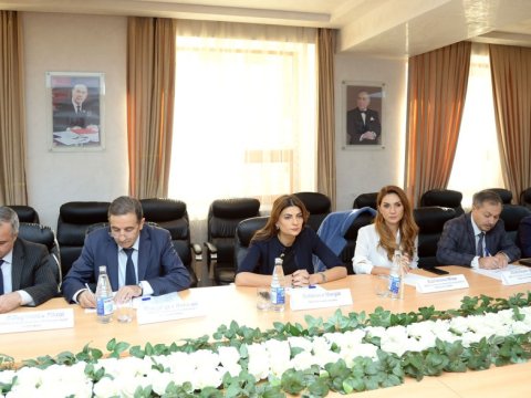 Üç rayon üzrə müəllim və valideynlərin müraciətləri dinlənilib  