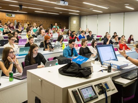 İsveçdə doktorantura pilləsi üzrə təqaüd proqramı elan olunub  