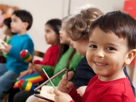 Bağçalarda uşaqların inkişafını ləngidən 8 əşya - SİYAHI