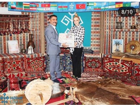 Tanınmış modelyer Hədəf Liseyində seminar keçdi – Foto