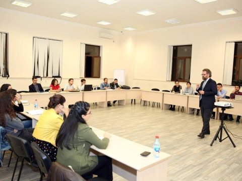 BANM-da MBA təhsili: İdarəçilik idarəçilərdən öyrənilir