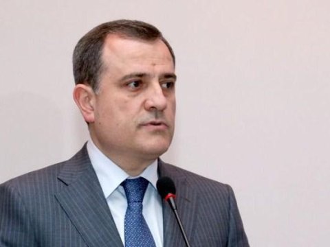 “Azərbaycanda müəllimlik peşəsinin nüfuzu artır” - Ceyhun Bayramov