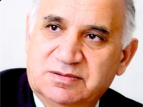 Əjdər Ağayev tələbələrin çiynində son mənzilə yola salındı - FOTOLAR  