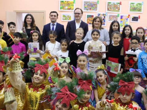 Beynəlxalq rəsm müsabiqəsinin qalibləri mükafatlandırılıb  