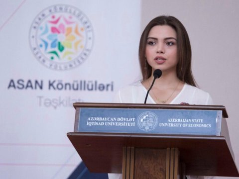 UNEC-in tələbələri və məzunu Avropa Parlamentində təcrübə keçəcəklər - FOTO