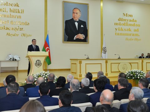 Gəncə Dövlət Universitetinin 80 illik yubileyi qeyd olunub  