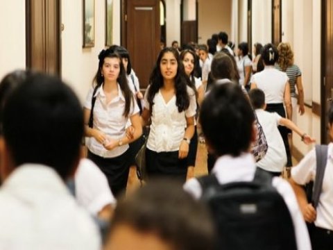 Çoxdan gözlənilən yeniliklər, tədrisdə çox şeyi dəyişəcək qərarlar- Ötən həftənin təhsil icmalı 