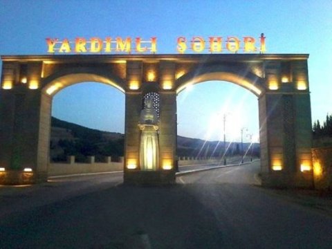  Bu  bölgəmizin də xeyli kəndindən illərlə bircə tələbə də çıxmayıb - Yardımlıda yardıma möhtac təhsil