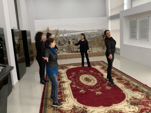 Akademiyanın müəllimləri şagirdlərə ustad dərsləri keçiblər