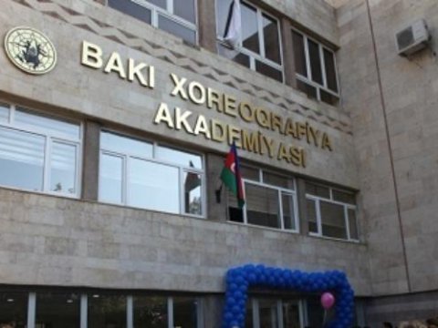 Akademiyanı bitirən 39 məzuna diplom verilmir - VİDEO