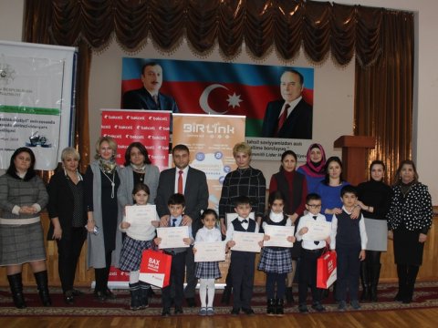 Bakcell qalib məktəbliləri mükafatlandırdı - FOTO