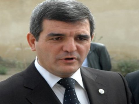 Rektorların seçilməsinin tərəfdarıyam - Fazil Mustafa