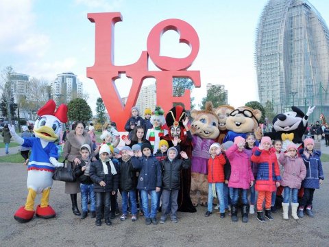 Heydər Əliyev Fondu uşaq evlərinin sakinləri üçün əyləncə proqramı təşkil edib