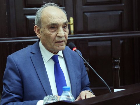Dilçilik İnstitutu dil normalarının pozulmasına görə plan hazırlamağa başlayıb