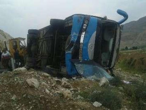 Universitet tələbələrini aparan avtobus aşdı - 7 ölü, 28 yaralı
