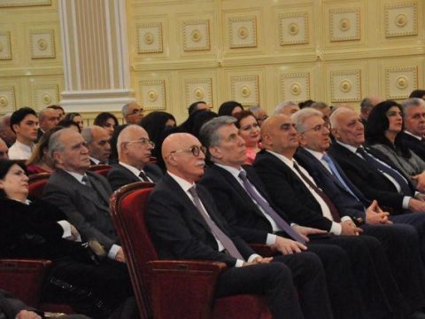 BDU-da Dünya Azərbaycanlılarının Həmrəylik Günü qeyd edildi