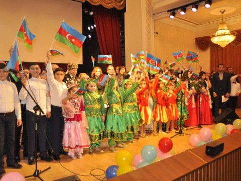 Təhsil müəssisələrində bayram tədbirləri keçirildi