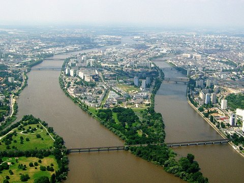 Fransanın Nant şəhərində Azərbaycan dili məktəbi açılacaq