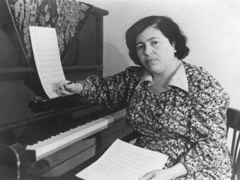 Azərbaycanın  ilk  pianoçu-pedaqoqun təhsil yolu